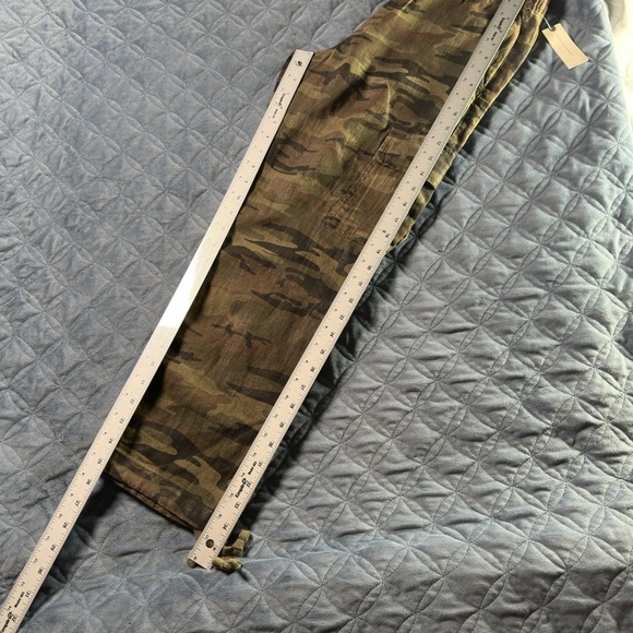 Camouflage Cargo Pants - Picture 6 of 9